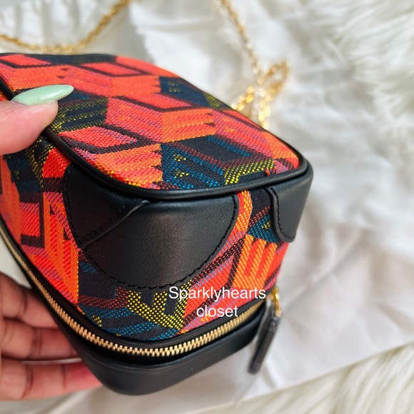 New MCM Crossbody Chain Bag - Picture 10 of 14